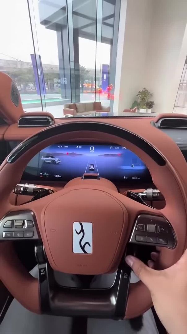 The New BYD YangWang U8